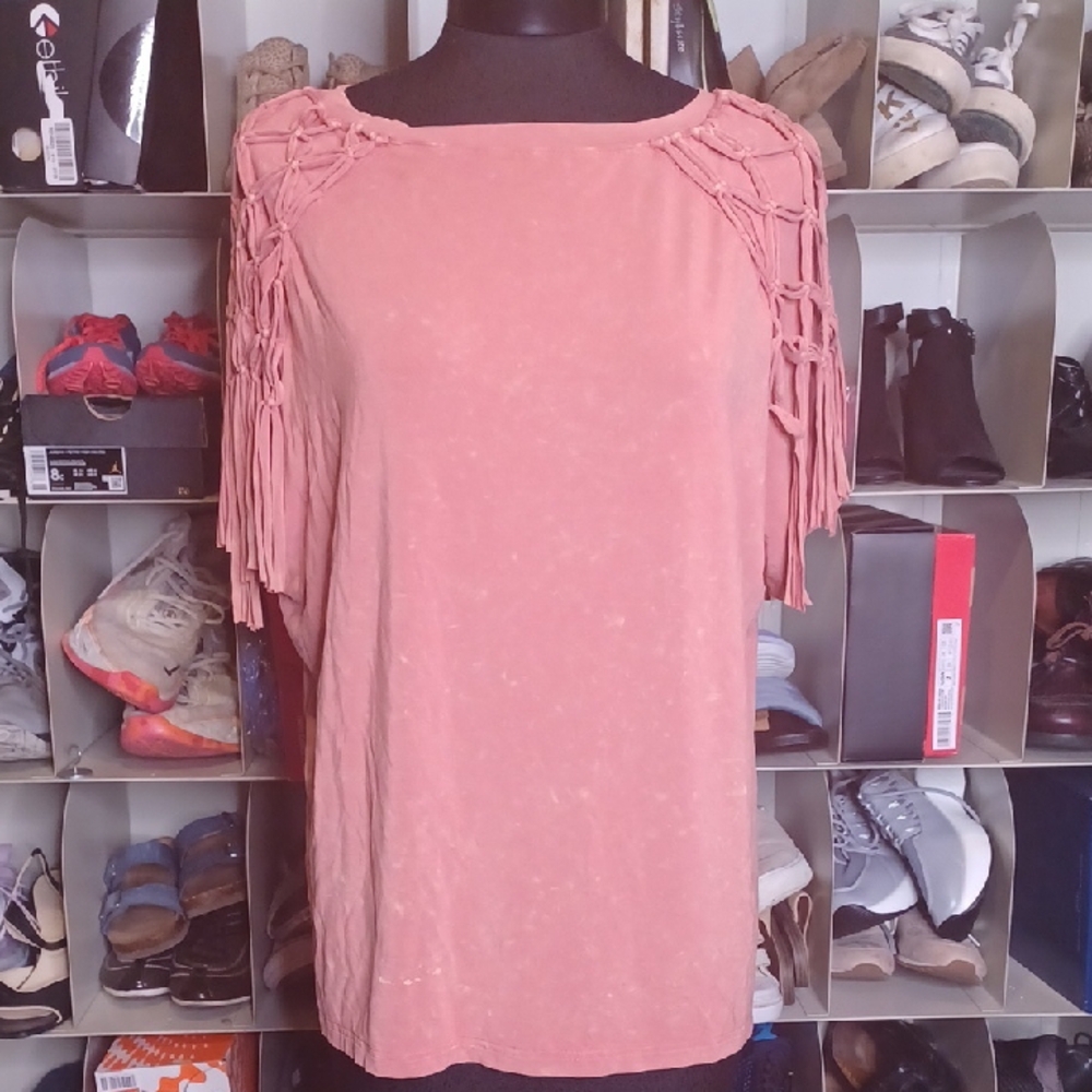 + STERLING & STITCH FRINGE TOP with Short Sleeves SIZE xl